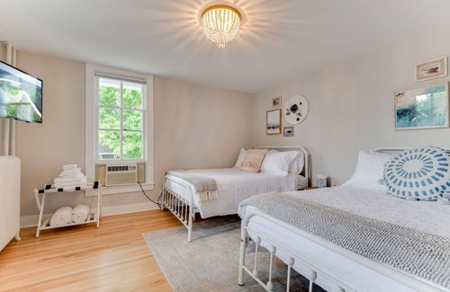 Excelsior House | Minnestay* The Guest House * Micro Weddings, Reunion, Retreat