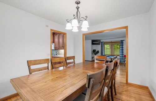Champlin House | MINNeSTAY* Ultimate Family Fun Escape | Entertainment