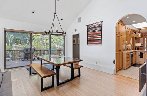 Coon Rapids House | MINNeSTAY* Villa de Lago | Lake