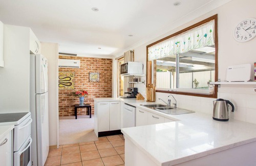Forster House | Minnibah 20 - Great family holiday home!