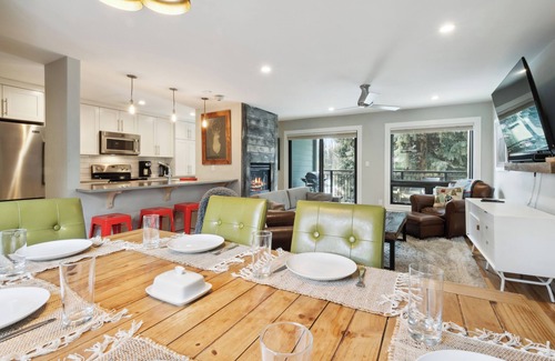 Vail Condo | Mint 2 BR/2BA Condo above Town of Vail Bus Stop
