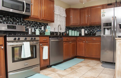 Chesapeake House | Mint2Stay Luxury Suite w/backyard amenities- 20 minutes from the nearest beach!