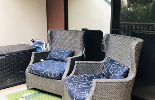 Kihei Condo | Minute walk to the beach! Updated, clean Three Bed/Two bath condo! Sleeps 8
