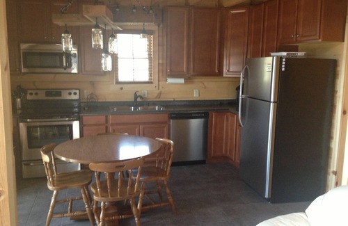 Fayetteville Cabin | Minutes from downtown