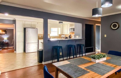 Madison House | Minutes from Downtown & Arsenal! Cardinal Aerie