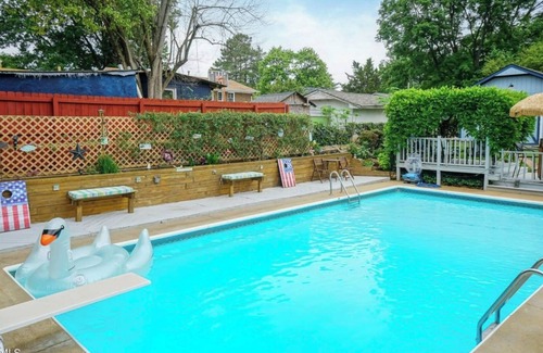 Northeast Raleigh House | Minutes from Downtown, Private pool, Lvl 2 EV, Fire Pit, 3 King, 1 Queen,