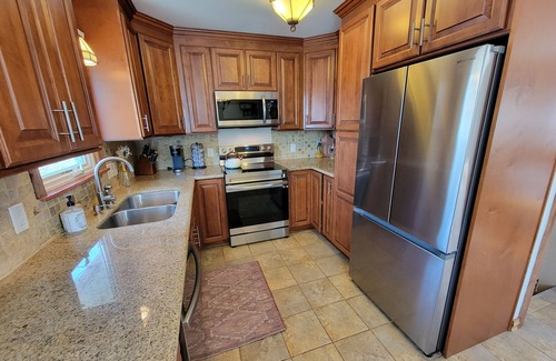 Richfield House | Minutes From Mall Of America and Airport -Single family quiet non through street