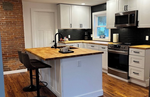 North Ballston Spa Apartment | Minutes from Saratoga Springs!