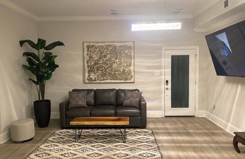 Tulane - Gravier Apartment | Minutes to both worlds. Jazz Fest- French Quarter location. Inquire for details.