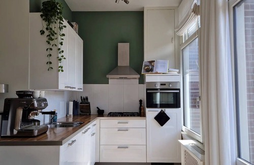 Frederik Hendrikbuurt Apartment | Minutes to Jordaan and Vondelpark-The perfect place to explore Amsterdam