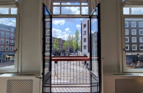 Frederik Hendrikbuurt Apartment | Minutes to Jordaan and Vondelpark-The perfect place to explore Amsterdam