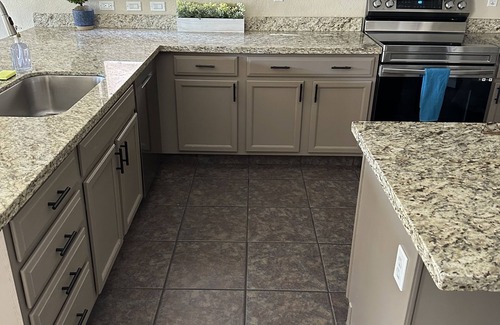 Entrada House | Minutes to spring training, and large comfortable 5 bedroom home.