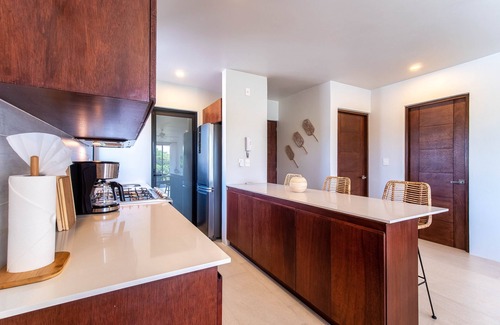 Arrecife Condo | Minutes to the beach & amenities!
