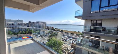 Mamaia-Sat Apartment | MIRA RESIDENCE Apart & Penthouse
