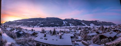 Wiedemannsdorf Apartment | Mirabell - charmante Ferienwohnung im Allgäu