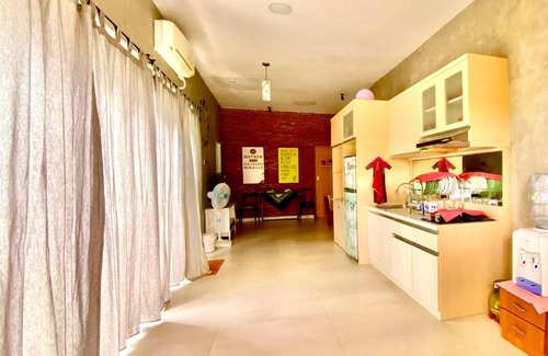 Colomadu Villa | Miracle Villa Solo