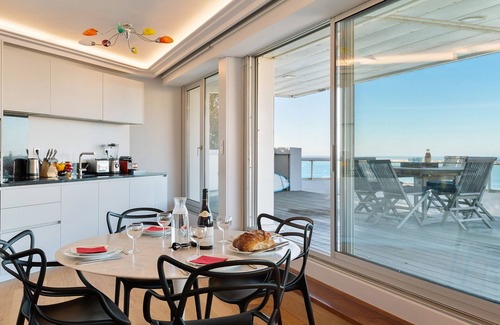 Biarritz Apartment | MIRAMAR - Apt Biarritz, Sea View, Parking - BARNES