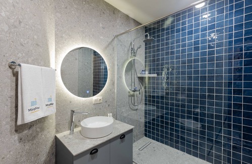 Old Boulevard Hotel | MiraMar Luxury Residences