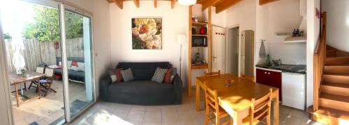 Montagne Apartment | Mirande Montagne-Saint Emilion