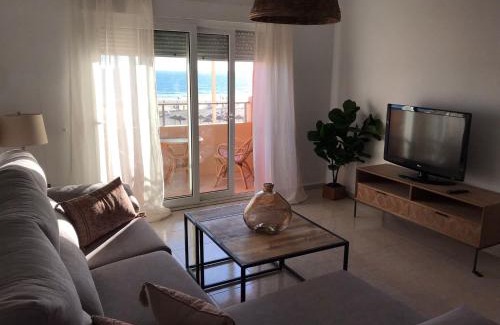 Cadiz Apartment | Mirando al Mar con Wifi y Terraza 1ª línea playa