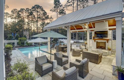 Watercolor House | 'Mirasol House' - Pool Golf Cart - WaterColor, FL - 4BR 4BA Bonus Bunk - Sleeps 12 home