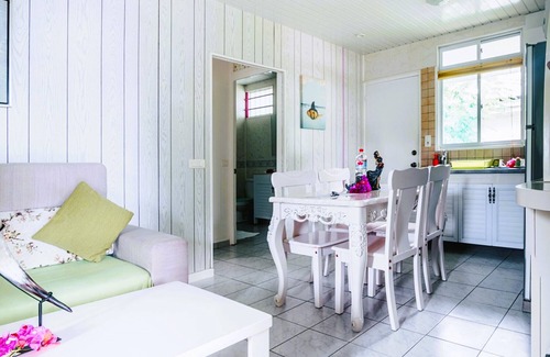 French Polynesia House | Miri by Lagoon Dream Fully equipped charming house with sea front infinity pool