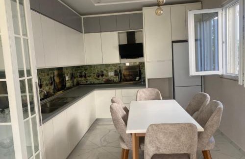 Rade Villa | Miri House