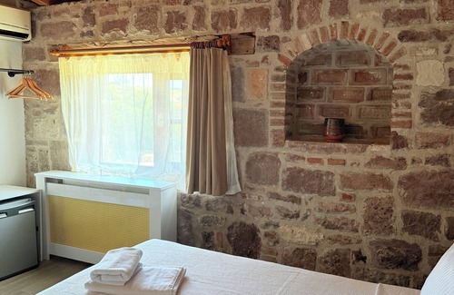 Ayvalik House | Mirna Küçükköy