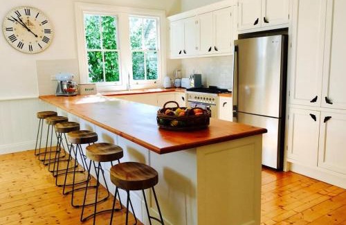 Blackheath House | Mirrabella Blue Mountains Boutique Getaway