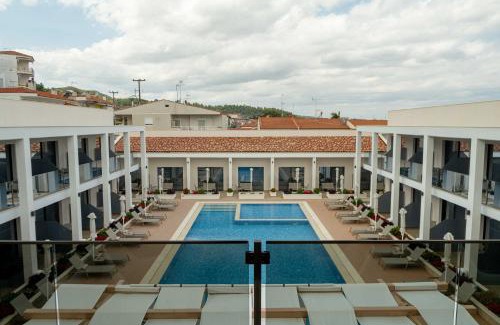 Polichrono Hotel | Mirror Hotel