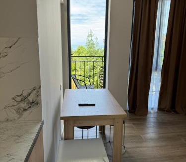 Mtsvane Kontskhi House | Mirza Guesthouse