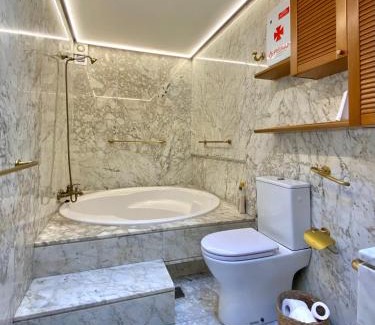Old Town Apartment | Miséricorde II by ARoom - VUT LE 971