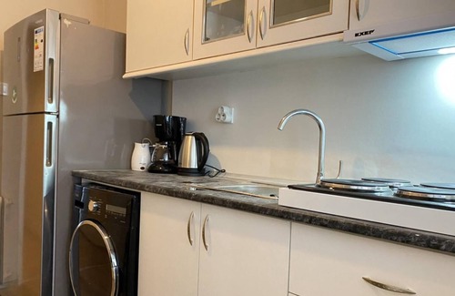 Sisli Apartment | Missafir Chic Flat near Shopping Malls in Sisli