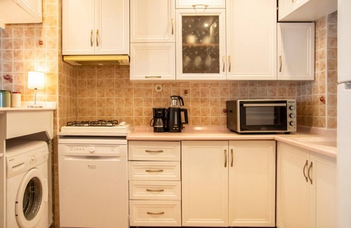 Karsiyaka Apartment | Missafir Flat with Sea View near Karsiyaka Coast