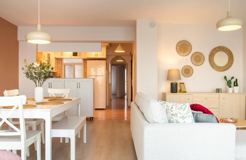 Karsiyaka Apartment | Missafir Flat with Sea View near Karsiyaka Coast