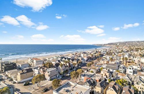 Mission Beach Villa | Mission Beach 3BR Gem Rooftop Patio and Hot Tub