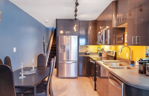 Mission Beach Condo | Mission Beach Beachfront Condo with Incredible Ocean and Beach Views!