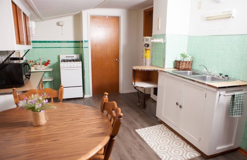 Ashland Cottage | Mission Springs Resort