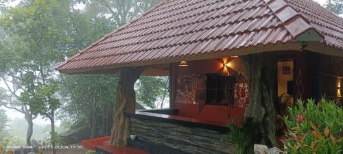 Sulthan Bathery Villa | Mist Breeze