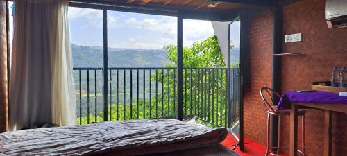 Todupulai Hotel | Mist Farm House