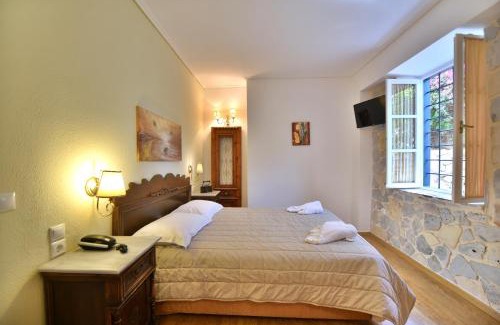 Hydra House | Mistral Hotel