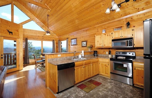 Sevierville Cabin | Misty Blue - Mountain View, Hot Tub & Pool Table