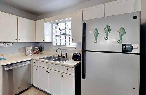 Miramar Beach Condo | Misty Cove #118 - Pet Friendly, Community Pool, Beach Access