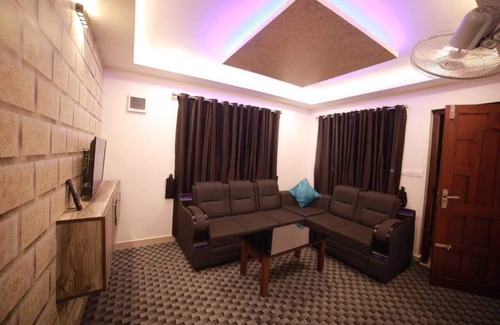 Tariyod Hotel | Misty Dam Resort
