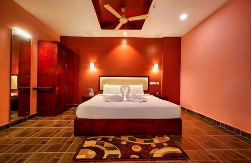 Kalpetta Hotel | MISTY GATE