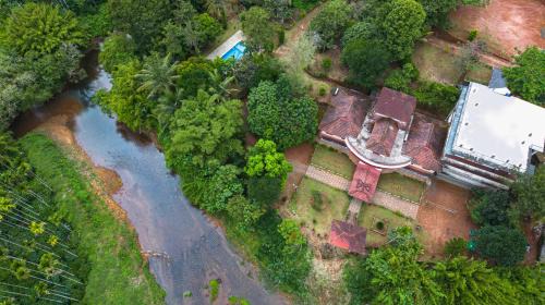 Kunnathidavaka Hotel | Misty Heights by The Sanihara