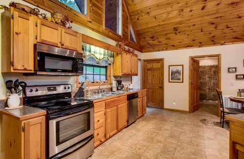Wears Valley House | Misty Meadows Cabin