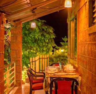 Machutar Hotel | Misty Mount Villa