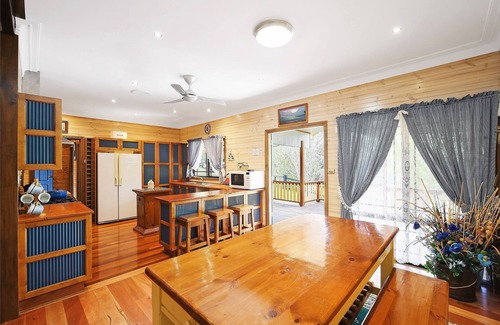 Wyong Creek Other | Misty Mountain Farm Stay - Last Minute Booking