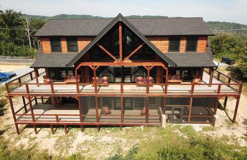 Chalet Village North House | Misty Mountain Memories by Venture Smoky Mountains